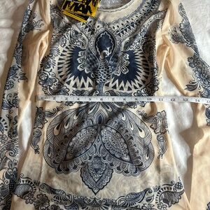 Elegant Navy and Cream Long Sleeve Top